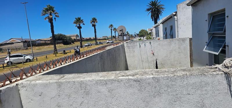 4 Bedroom Property for Sale in Muizenberg Western Cape